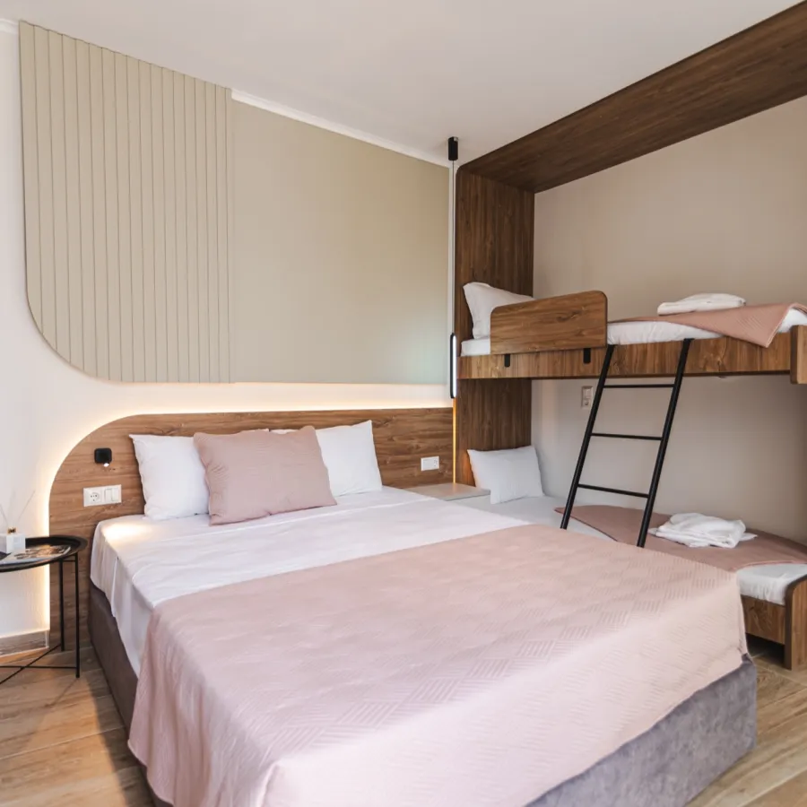 Quadruple room at The Wave
