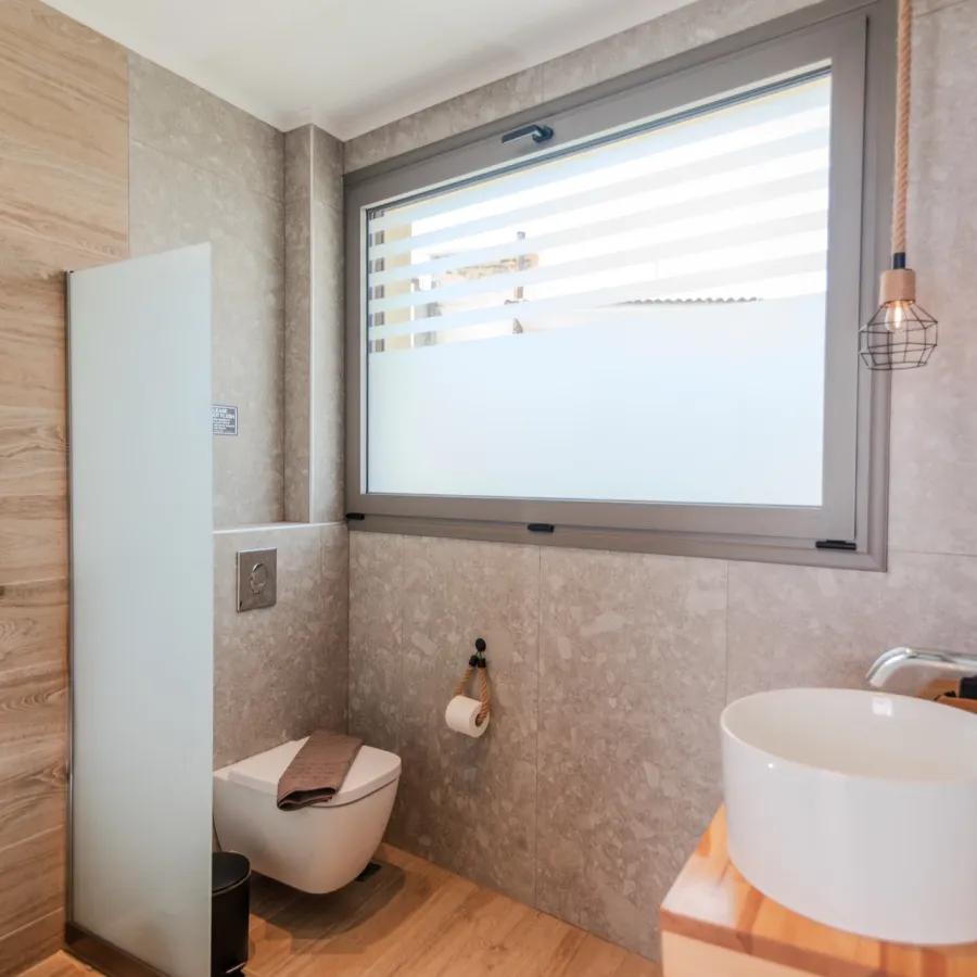 Private bathroom at The Wave