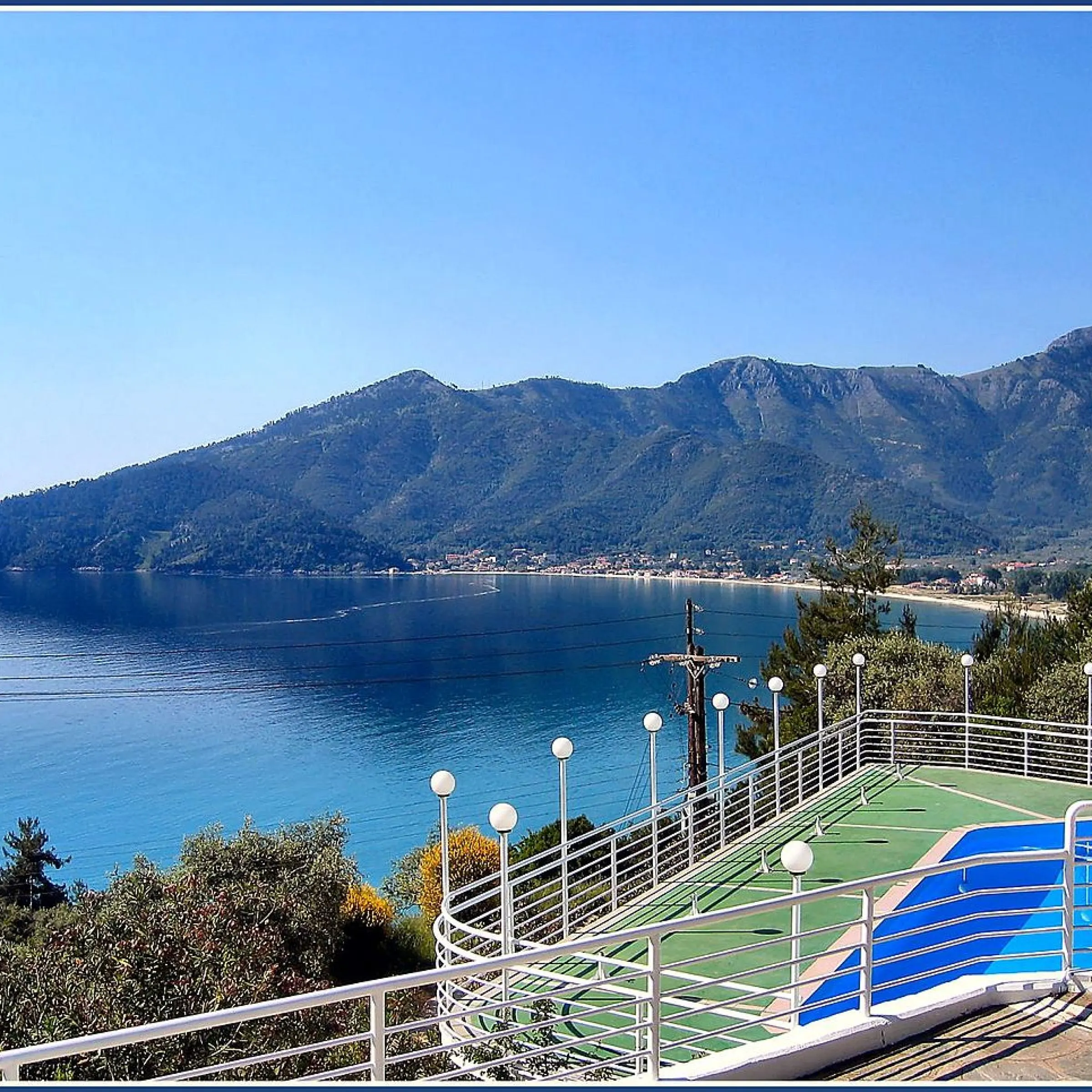 Golden Beach (Chrysi Ammoudia)